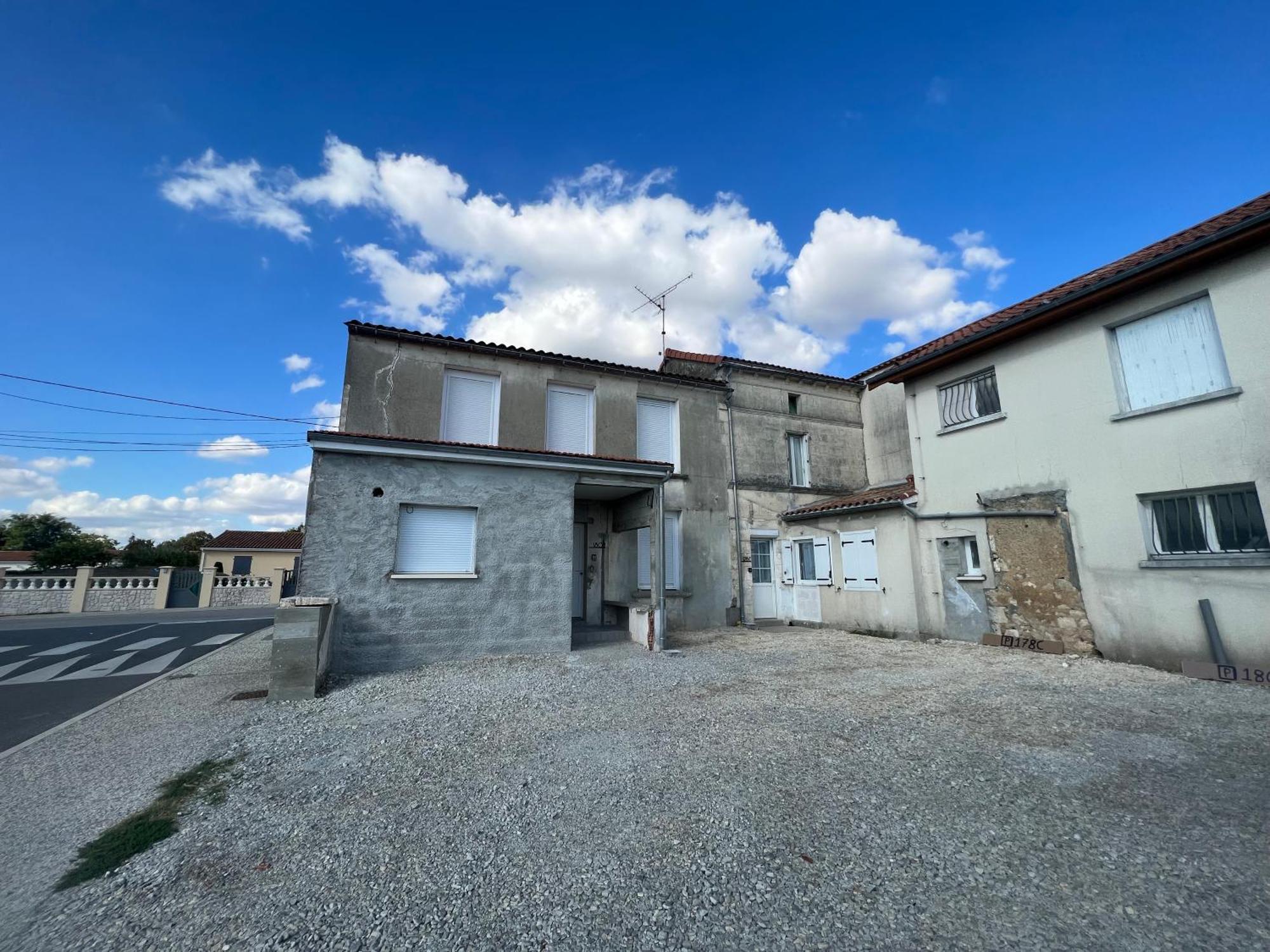 180B - Duplex T2 Tout Confort - Wifi Netflix Le Gond-Pontouvre Extérieur photo